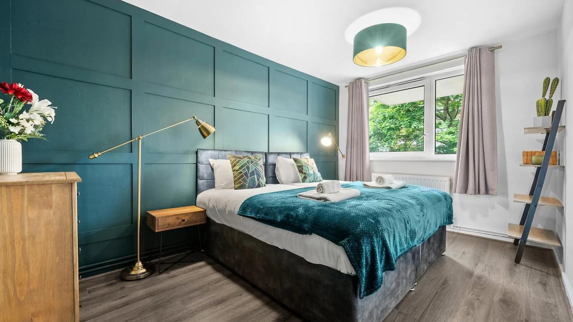 Spacious 3 Bedroom Whitechapel Apartment With Garden By Gold Stays Londyn Wielka Brytania